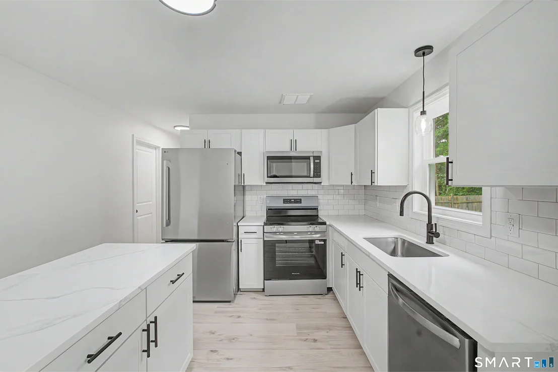 Photo of 21 Potvin Avenue