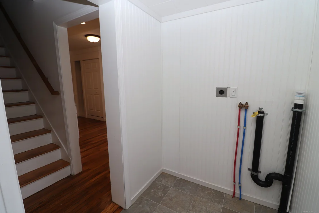 Photo of 17 Maple Street