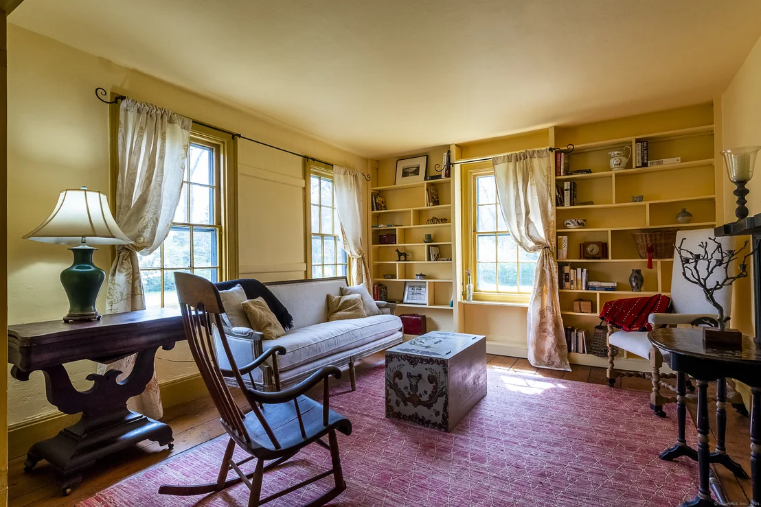 Photo of 126 Beaver Brook Road
