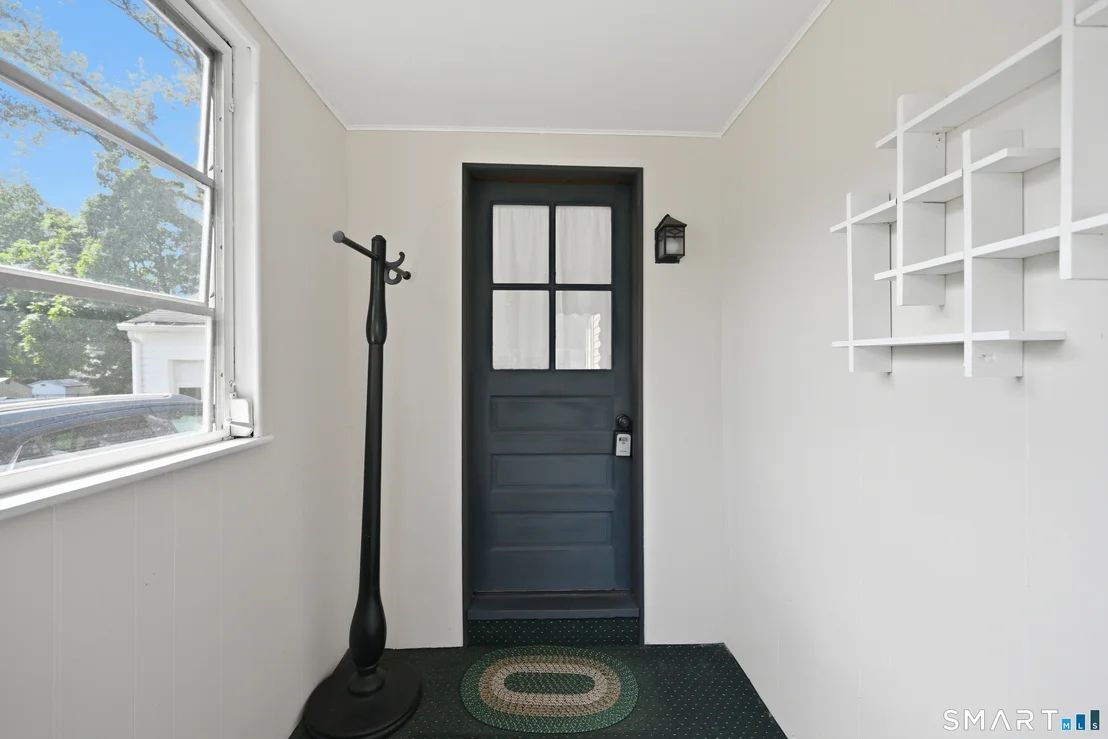 Photo of 25 Maple Avenue