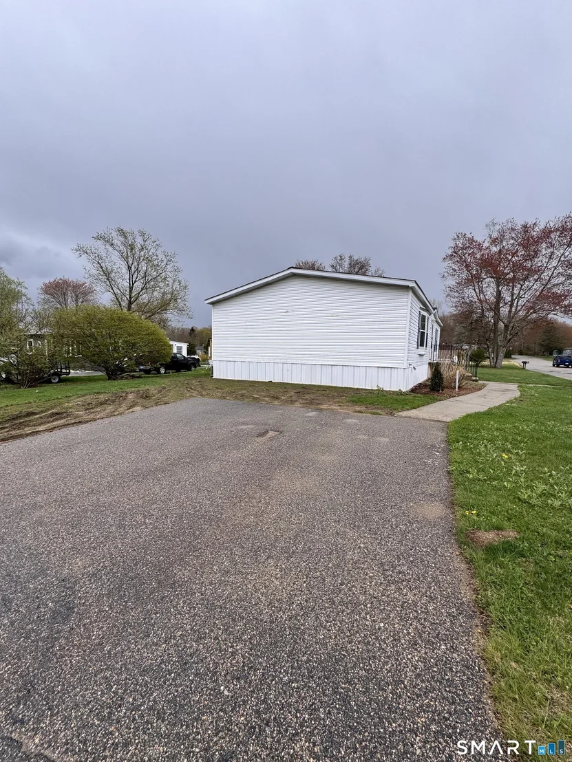 Photo of 14 Skylark Road
