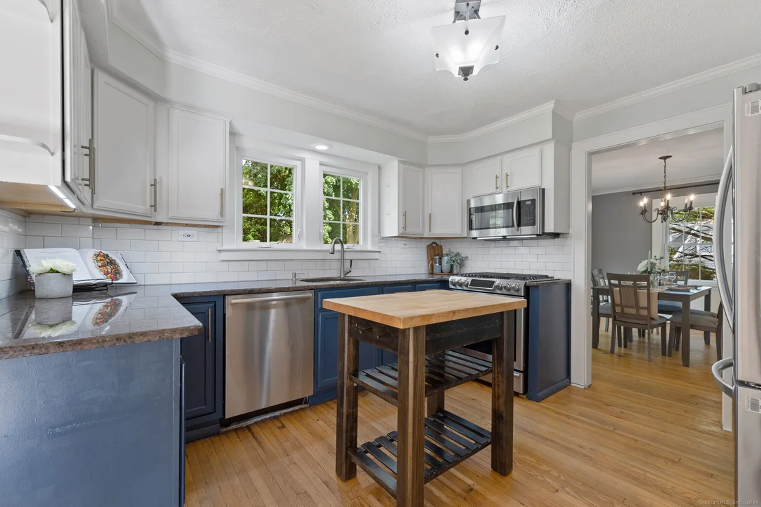 Photo of 1016 Ridge Road
