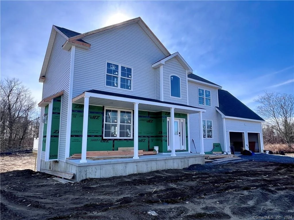 Photo of 15 Emerald Lane