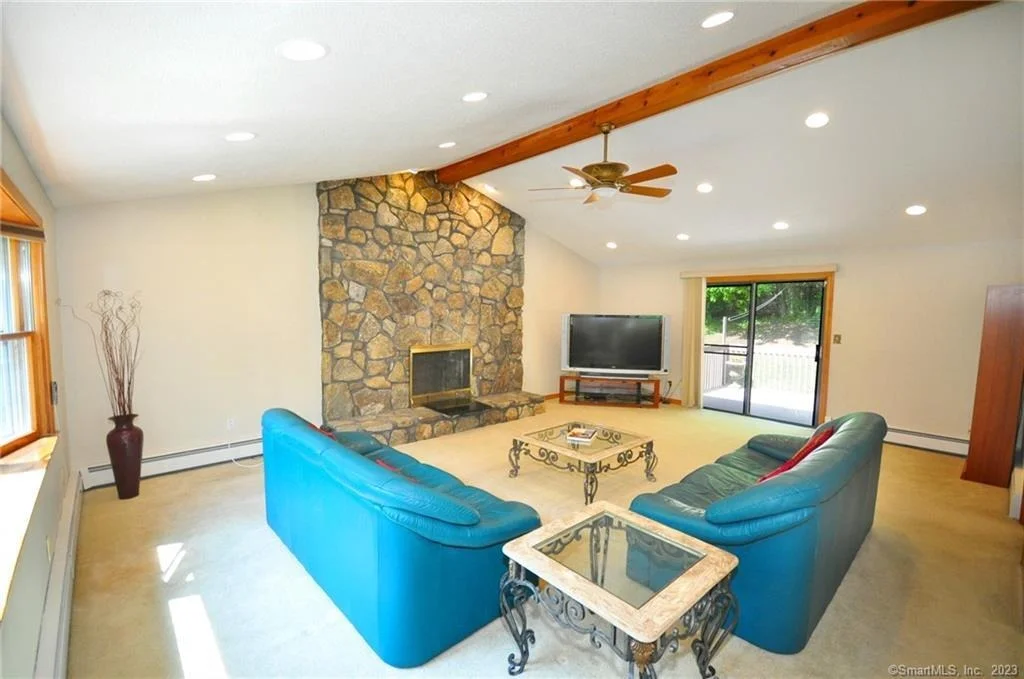 Photo of 5 Saxton Brook Drive