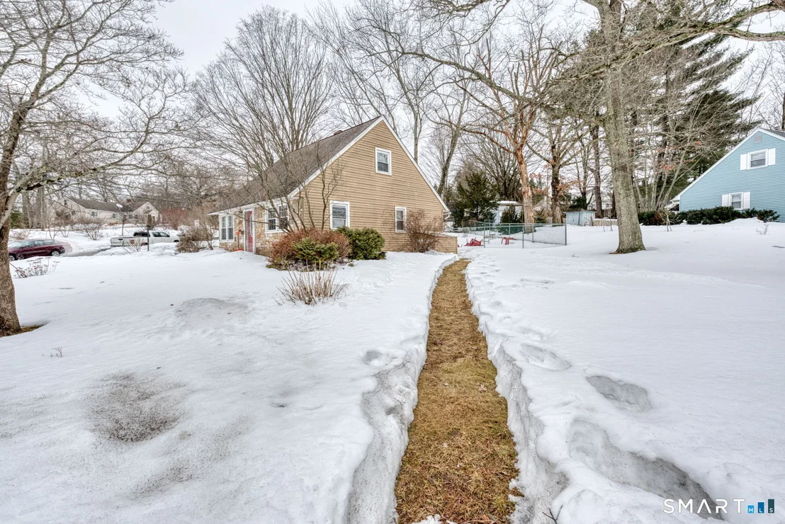 Photo of 69 Lynwood Drive