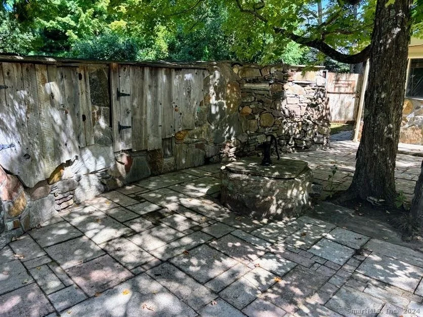 Photo of 123 Boston Post Road