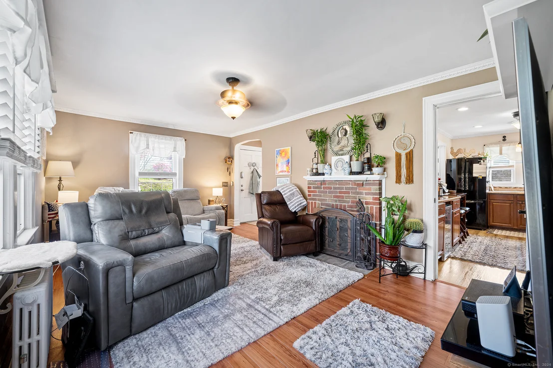 Photo of 17 Sunset Avenue