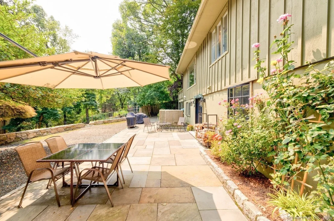 Photo of 28 Spring Valley Road