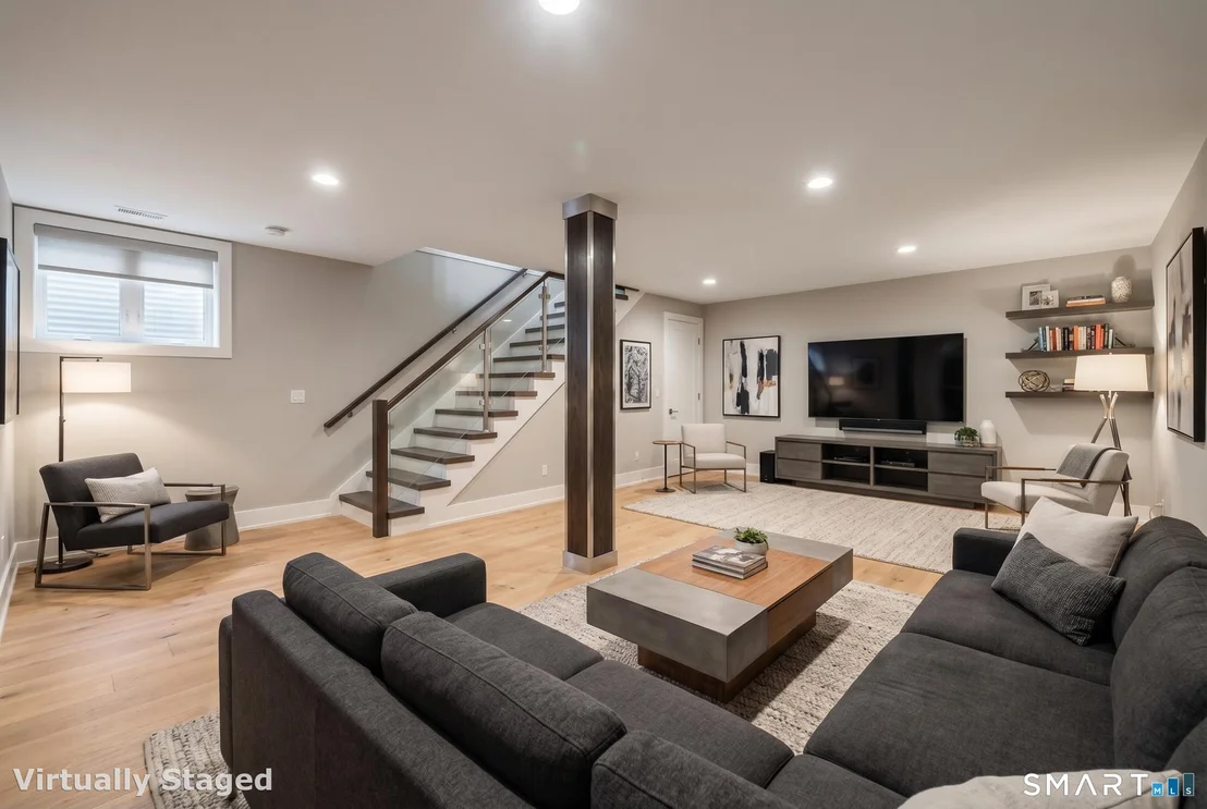 Photo of 213 Spring Street