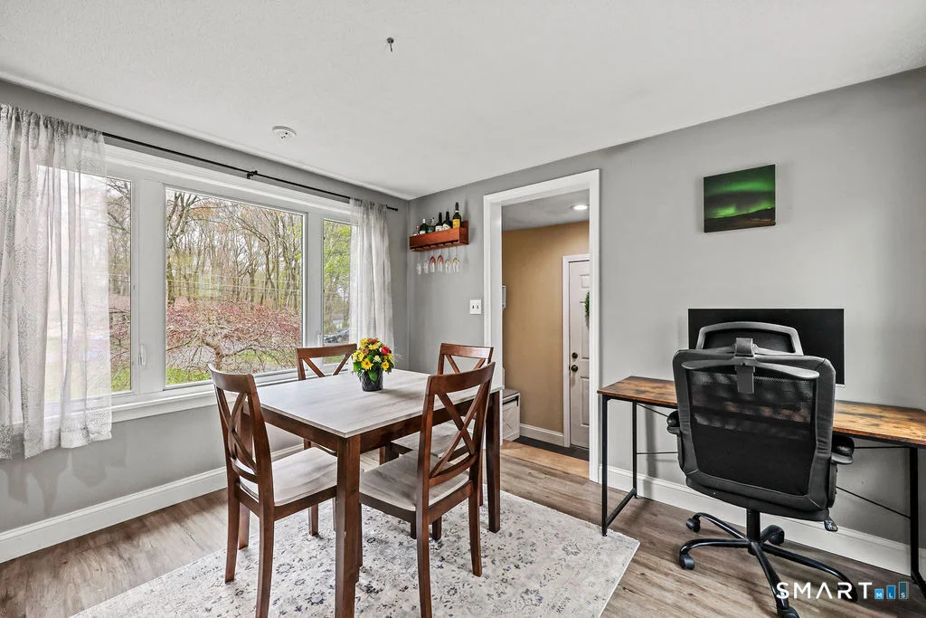 Photo of 6 High Meadow Road