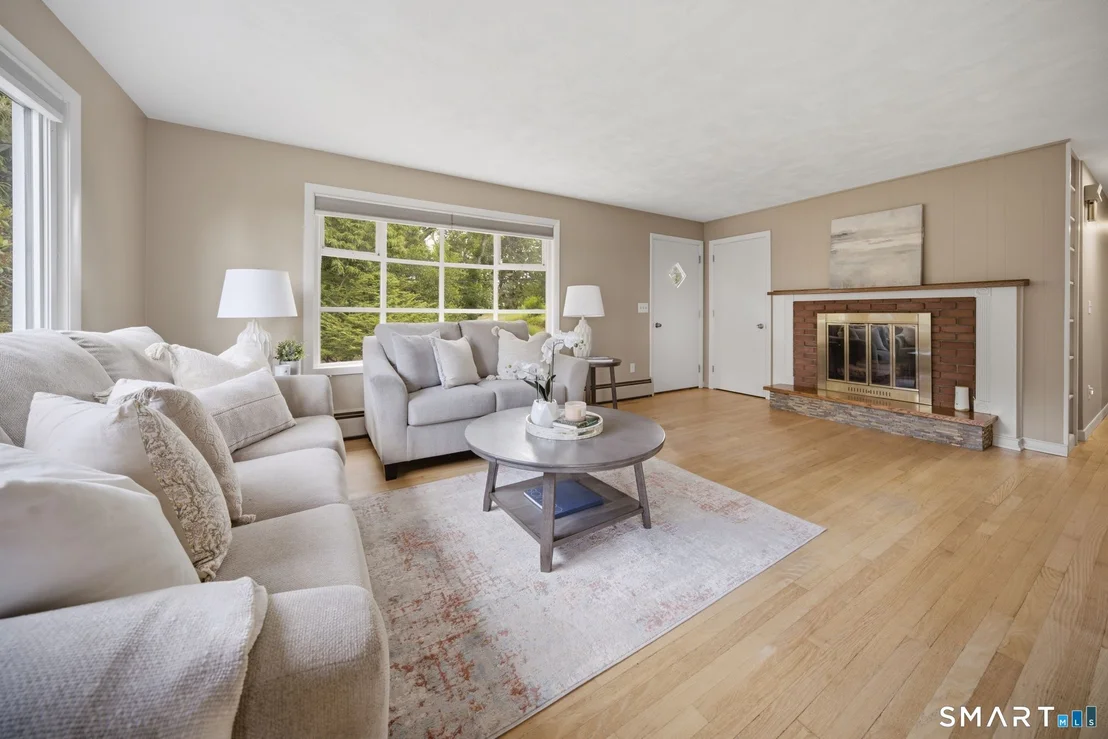 Photo of 249 Plain Hill Road