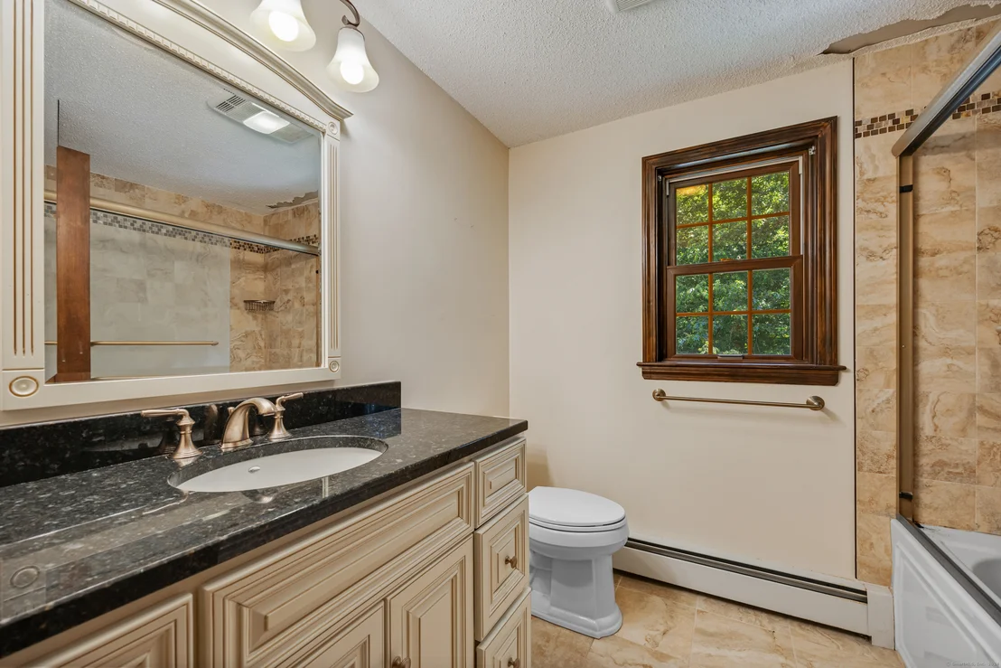 Photo of 79 Vineyard Drive