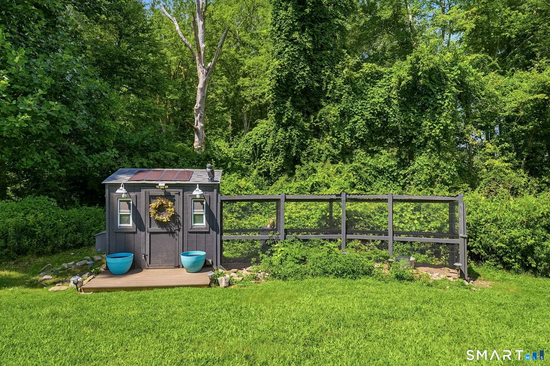 Photo of 210 Forsyth Road