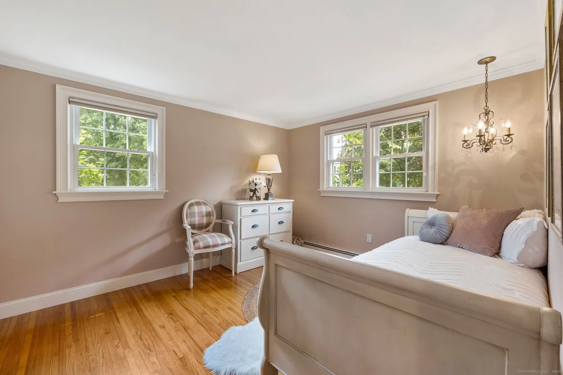Photo of 2 Raspberry Lane