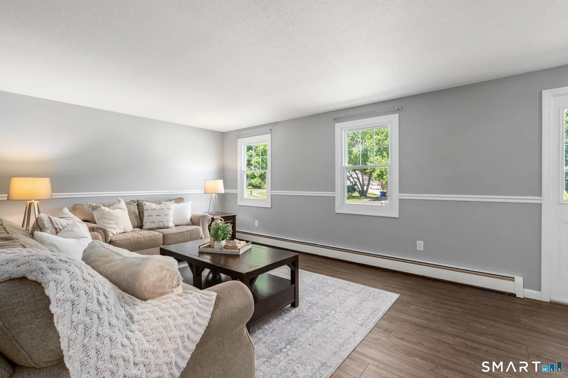 Photo of 200 Lefoll Boulevard