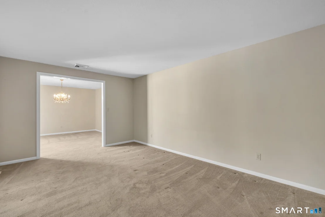 Photo of 77 Bridle Path Drive