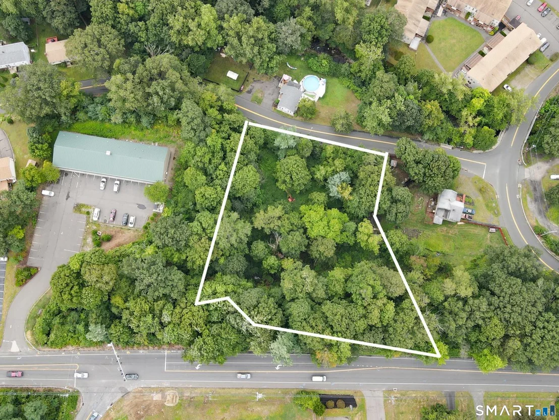Photo of 738 Beacon Valley Road
