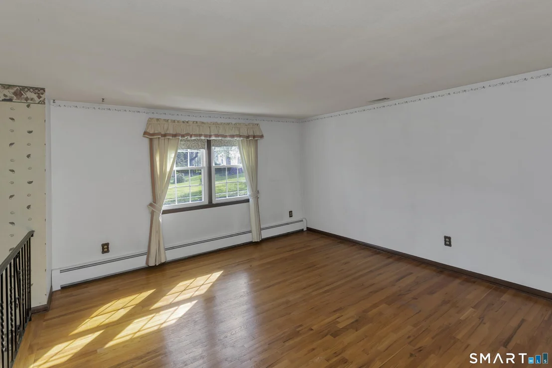 Photo of 4 Winthrop Road