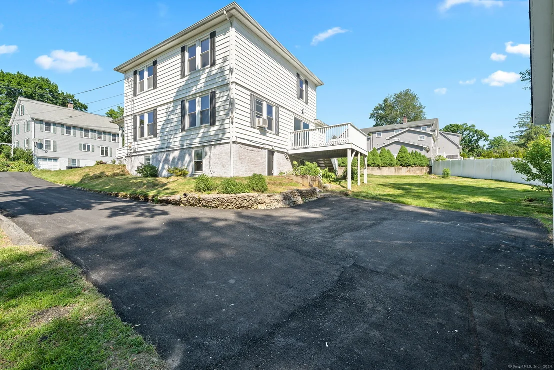 Photo of 135 Franklin Street