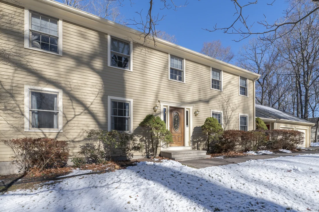 Photo of 1352 Wolf Hill Road