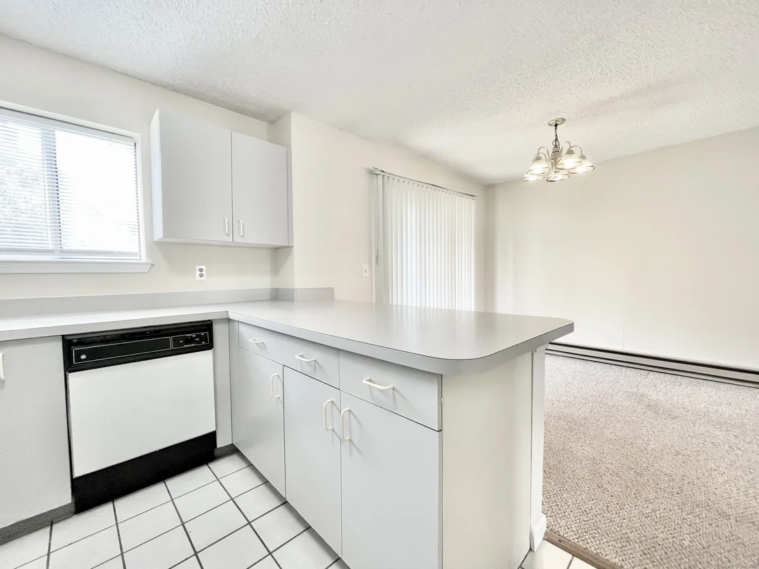 Photo of Unit 34D at 925 Oronoke Road