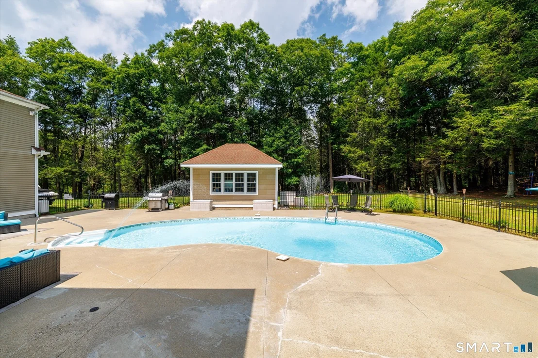 Photo of 56 River Road