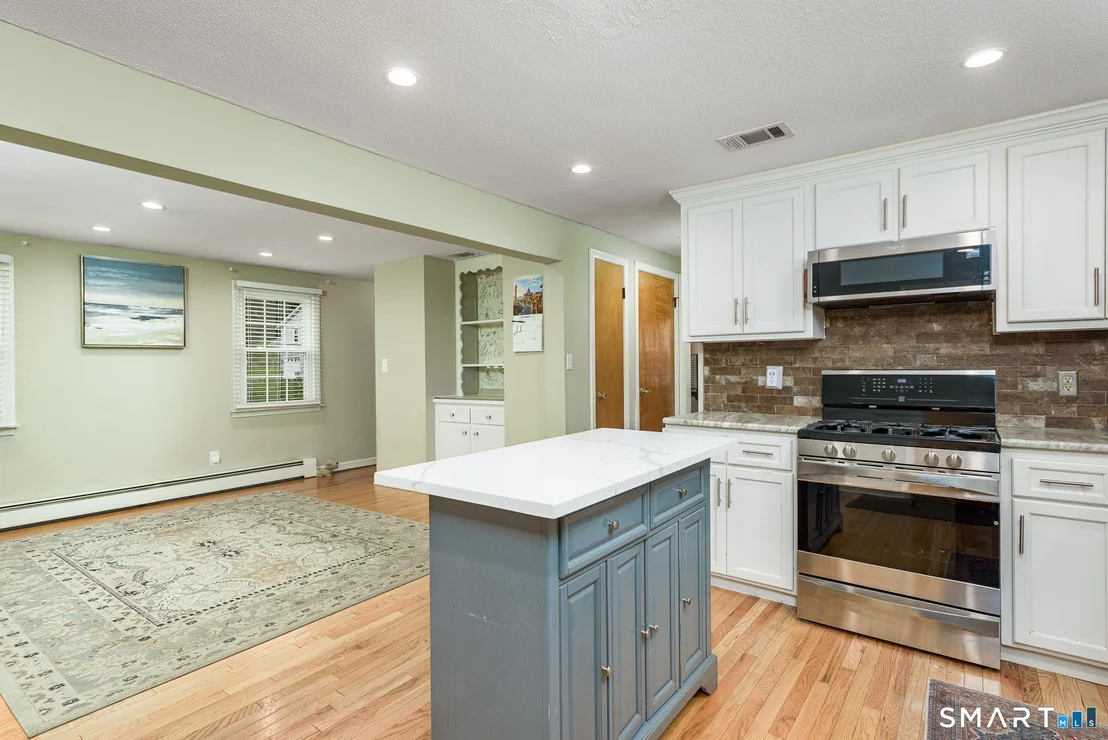 Photo of 17 Pequot Road