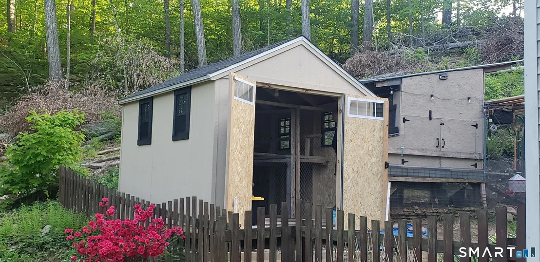Photo of 150 Searles Road