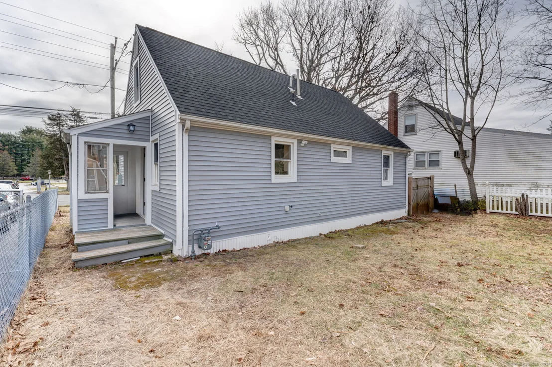 Photo of 1846 Corbin Avenue