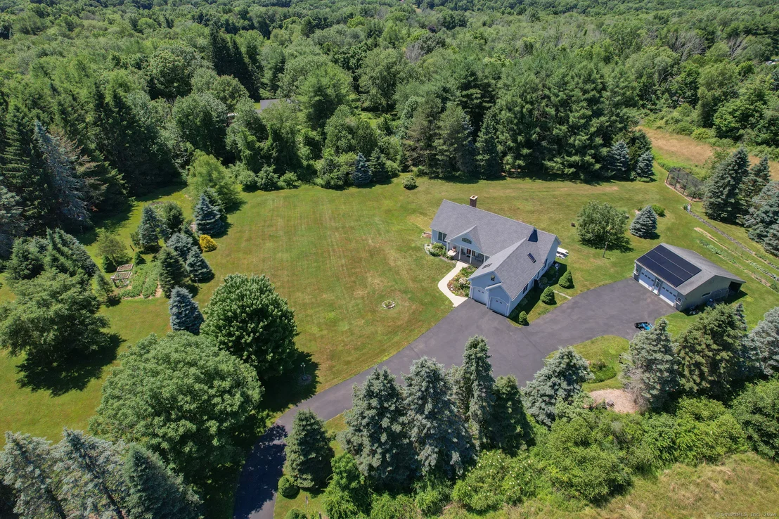 Photo of 387 Main Street