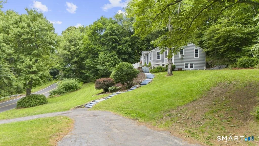 Photo of 115 Salem Road
