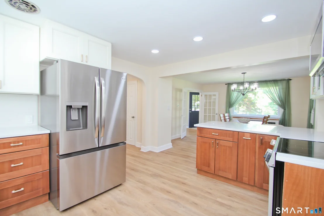 Photo of 11 Esther Avenue