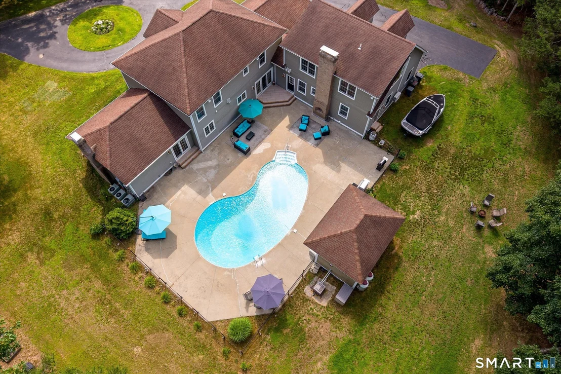 Photo of 56 River Road