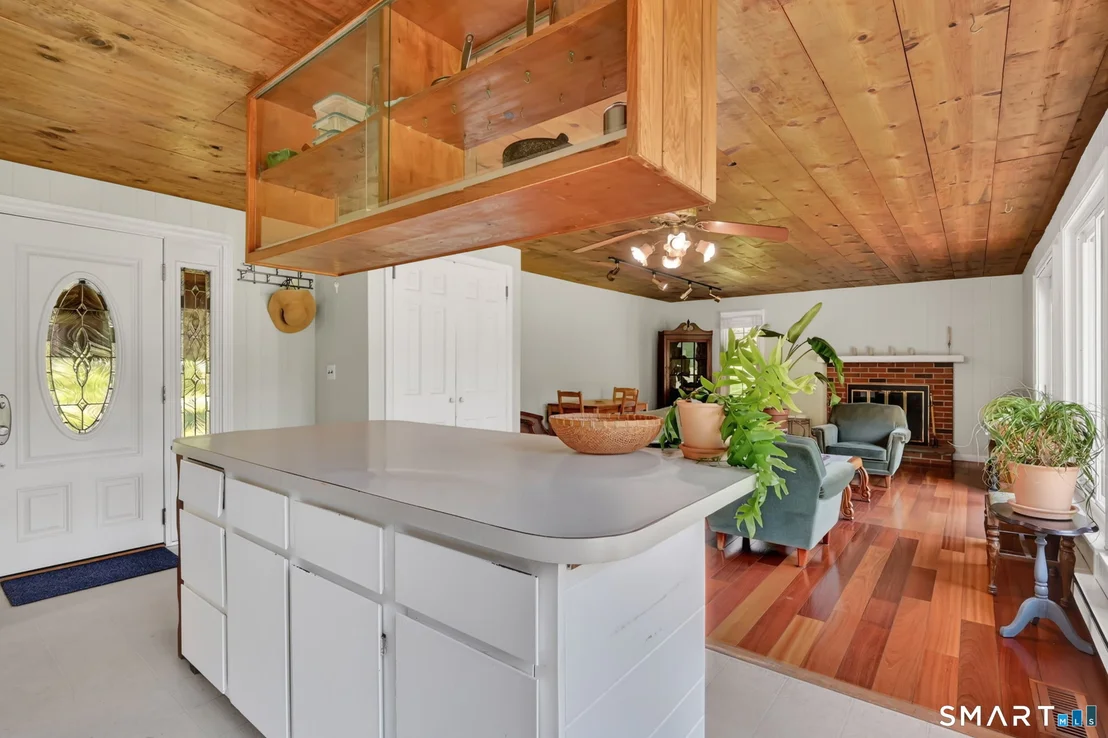 Photo of 127 Lake Road