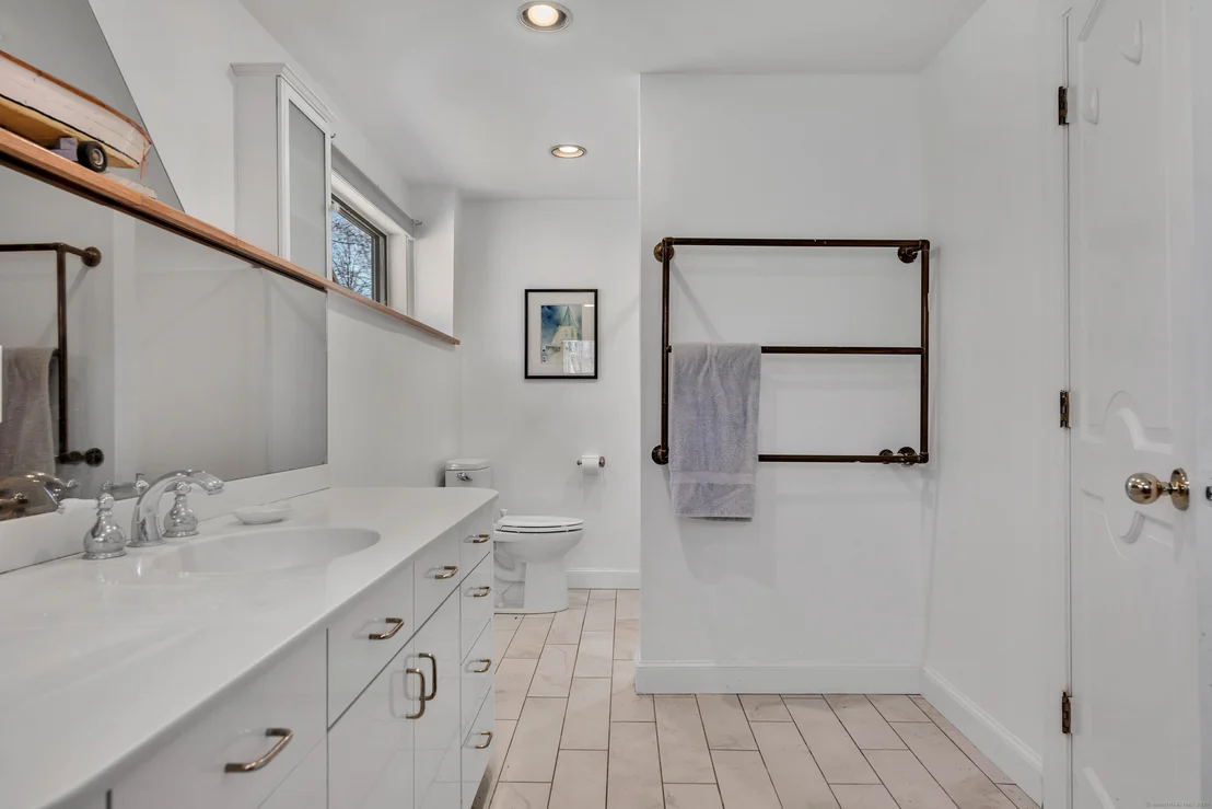 Photo of 349 Star Drive