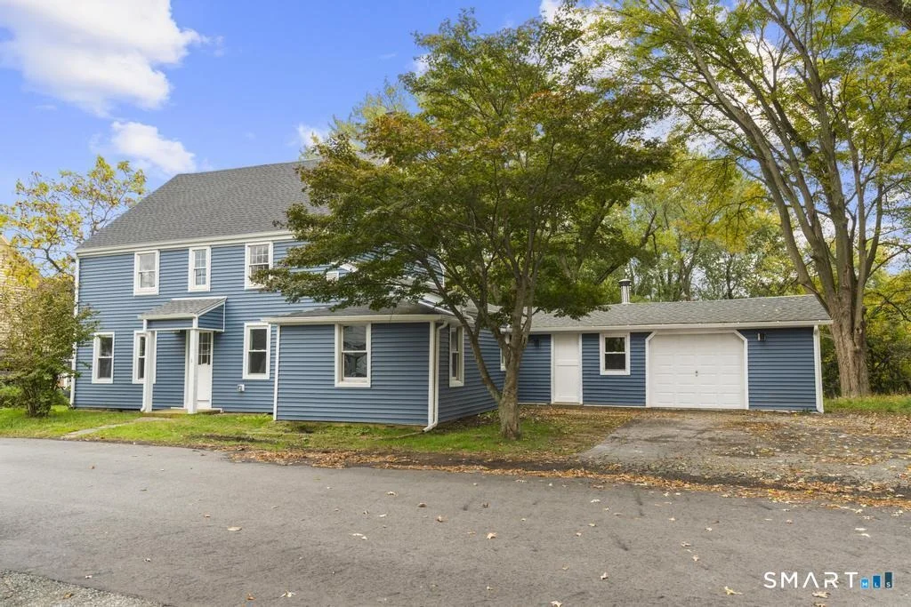 Photo of 6 Lee Avenue