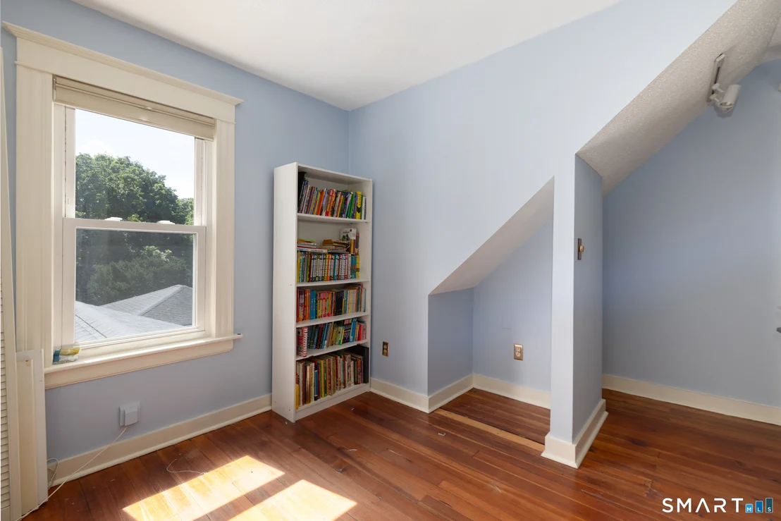 Photo of 61 Oakland Road