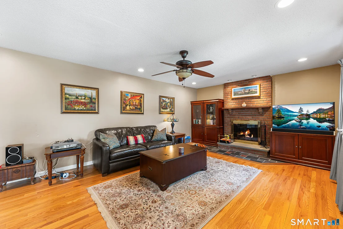 Photo of 20 Somerset Drive