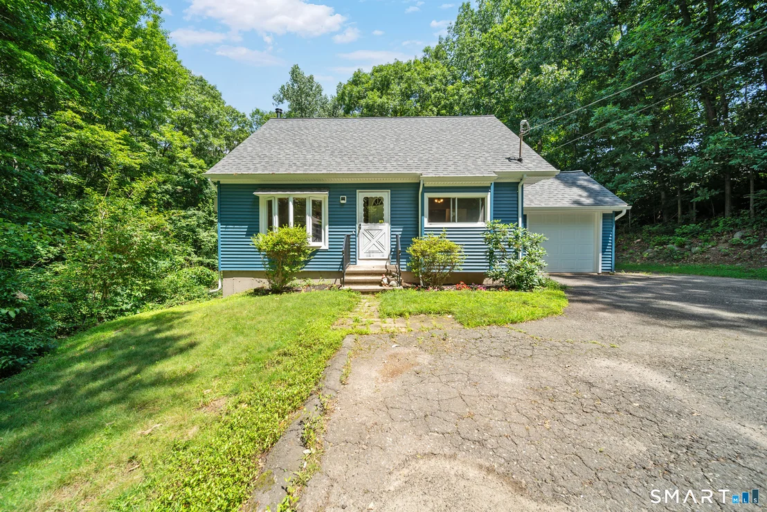 Photo of 231 Crestwood Drive