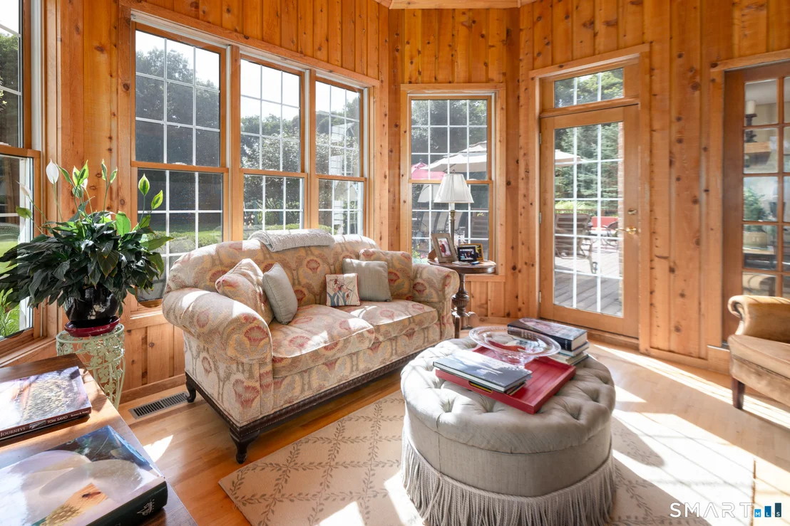 Photo of 21 Merlins Lane