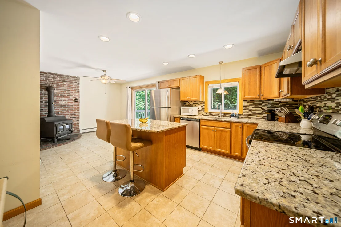 Photo of 231 Crestwood Drive