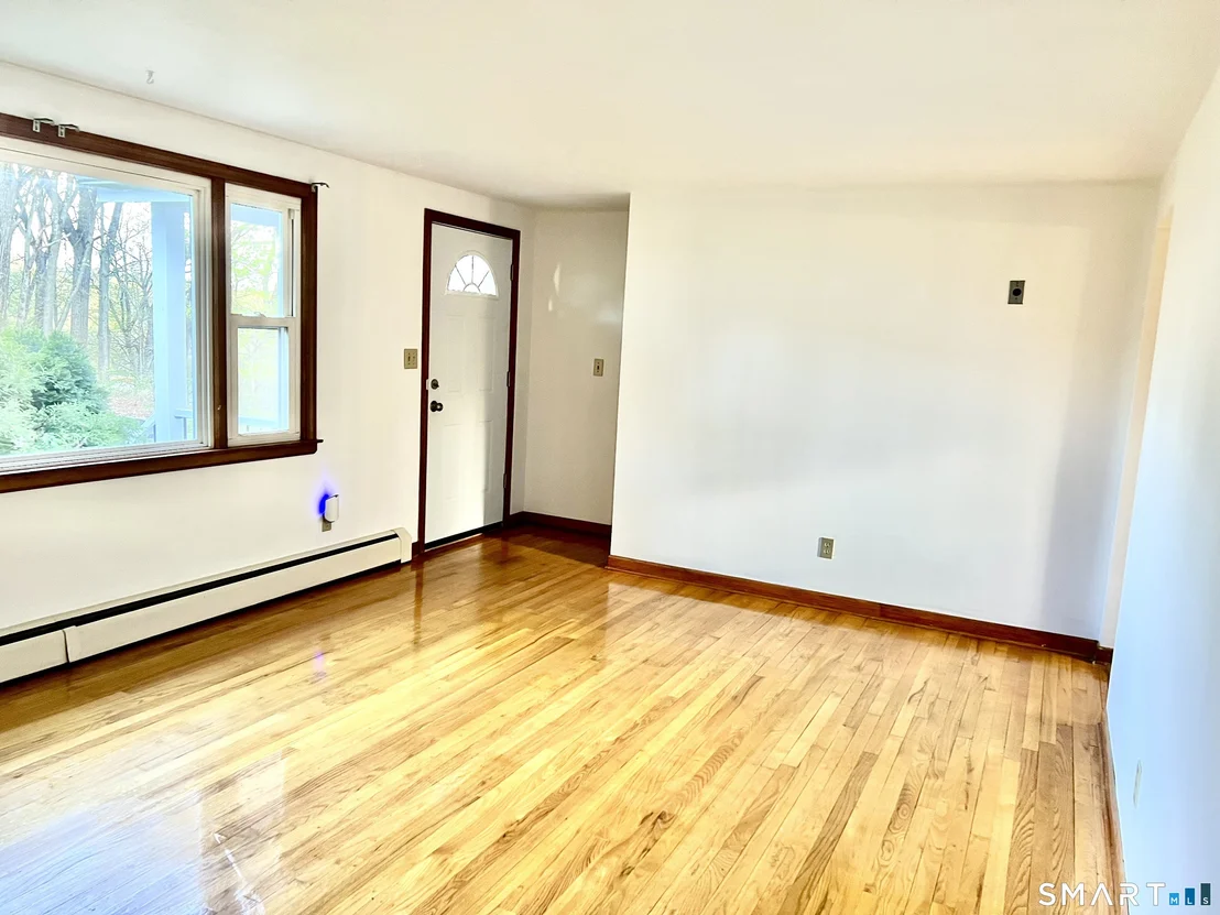 Photo of 118 Berkshire Drive