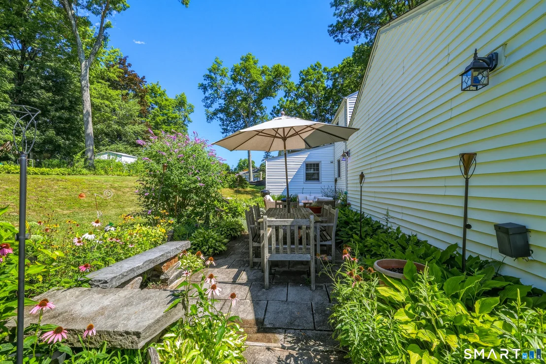 Photo of 40 Vantana Drive