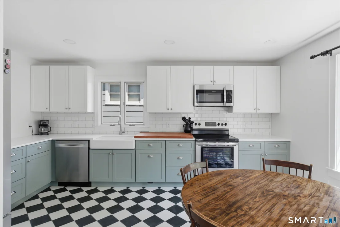 Photo of 25 Walnut Street