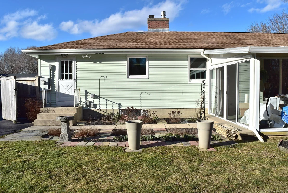 Photo of 2 Colonial Drive