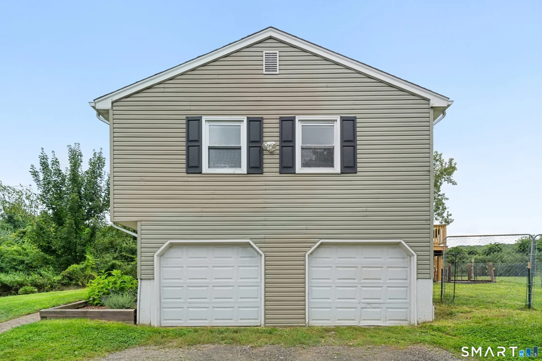 Photo of 8 Meadow Drive