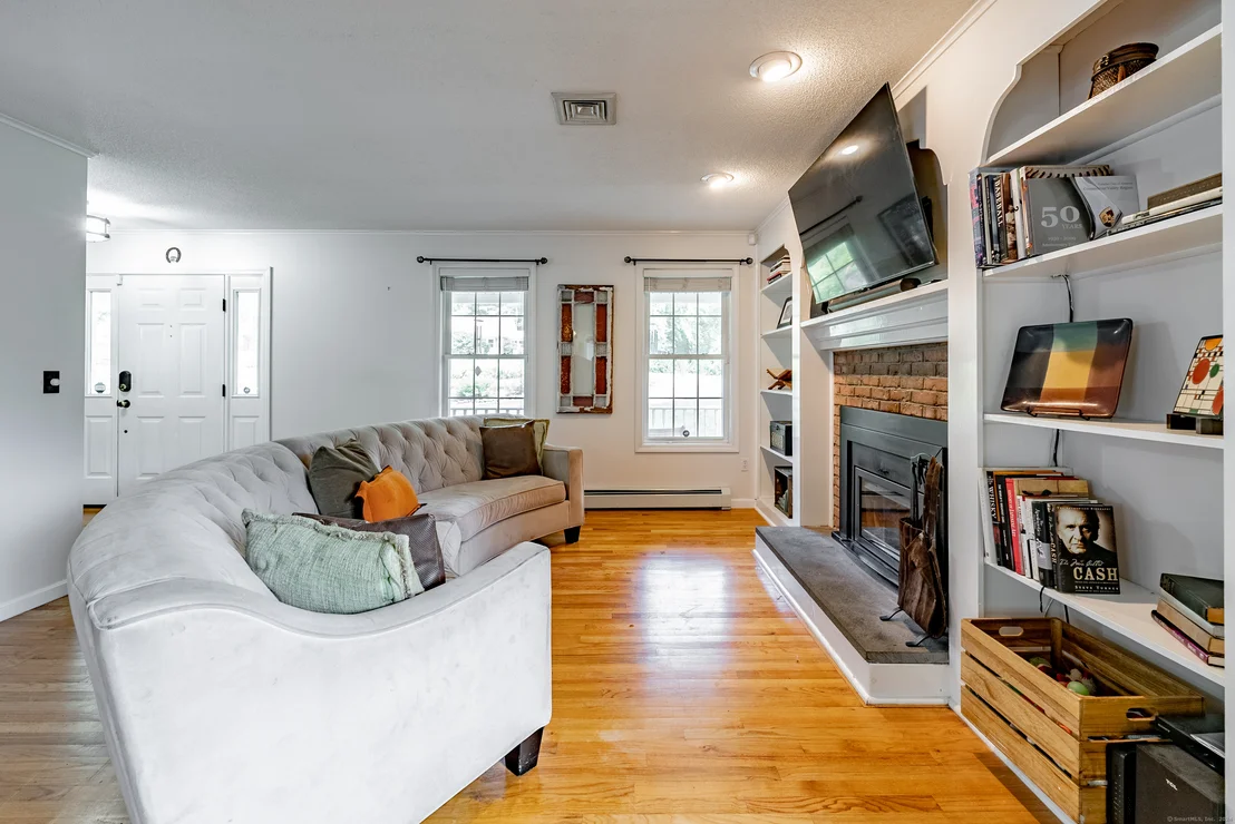 Photo of 1171 Newgate Road