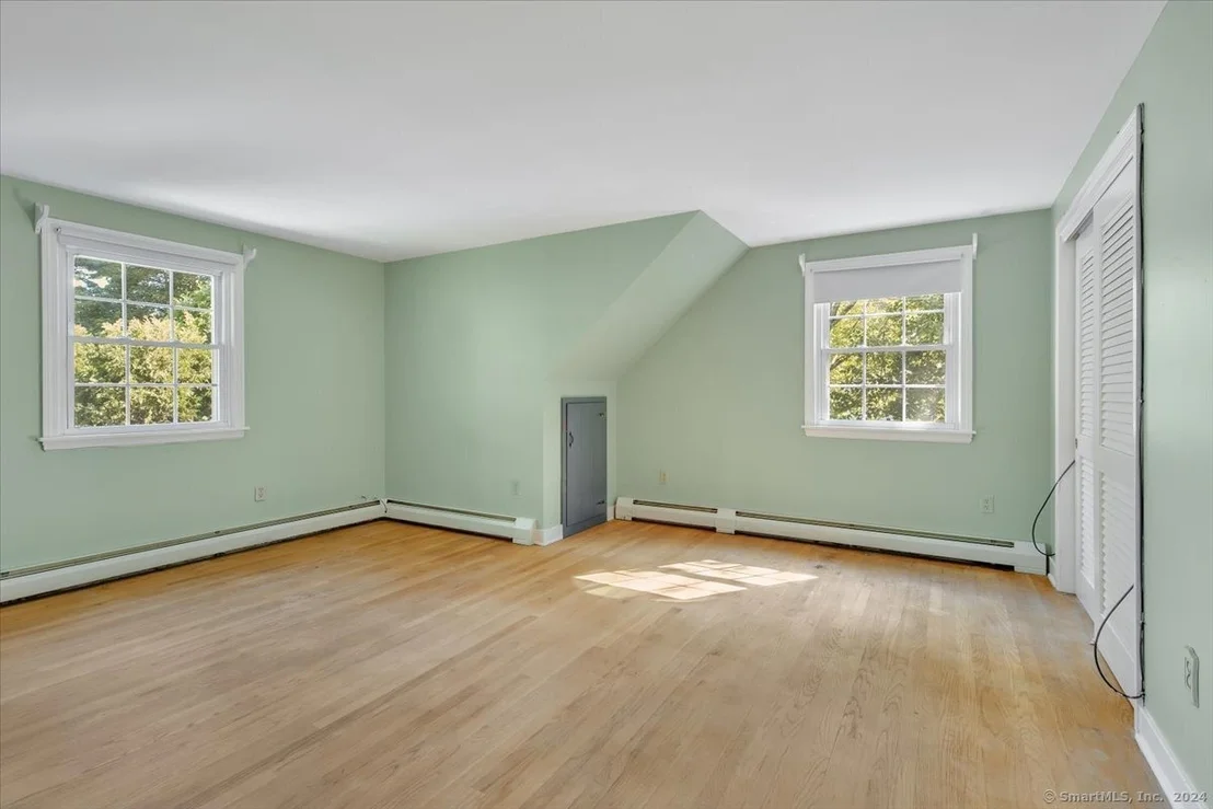 Photo of 102 Acer Drive