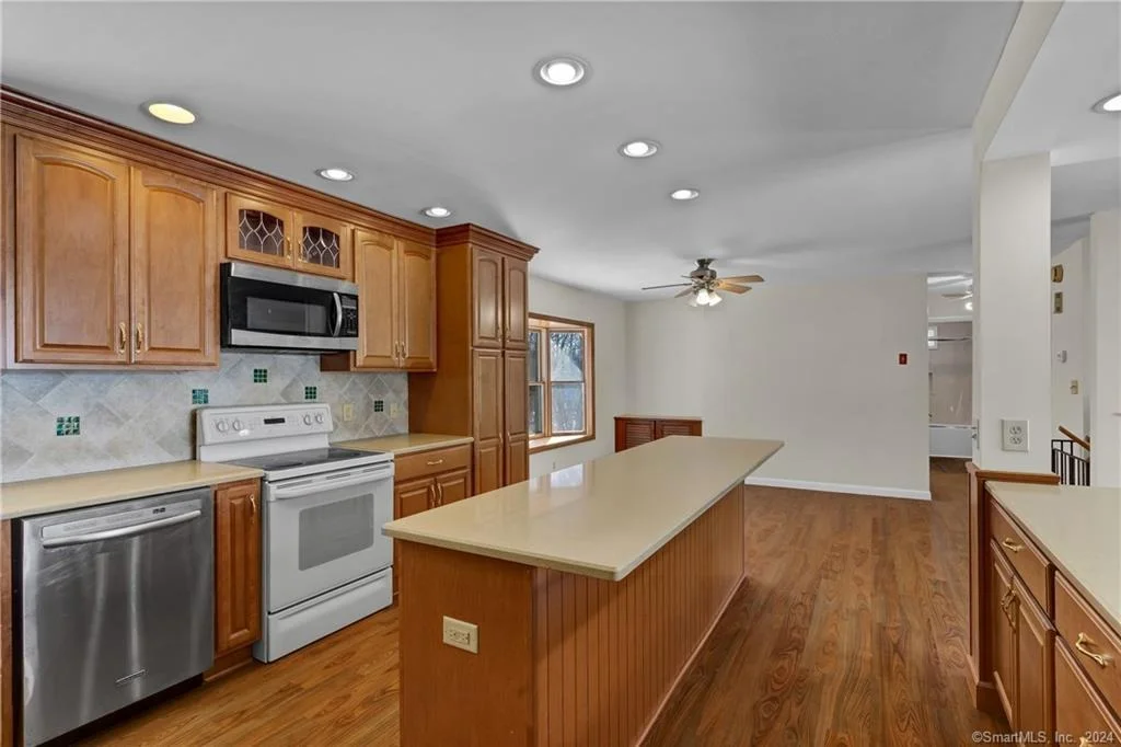 Photo of 309 Savage Hill Road