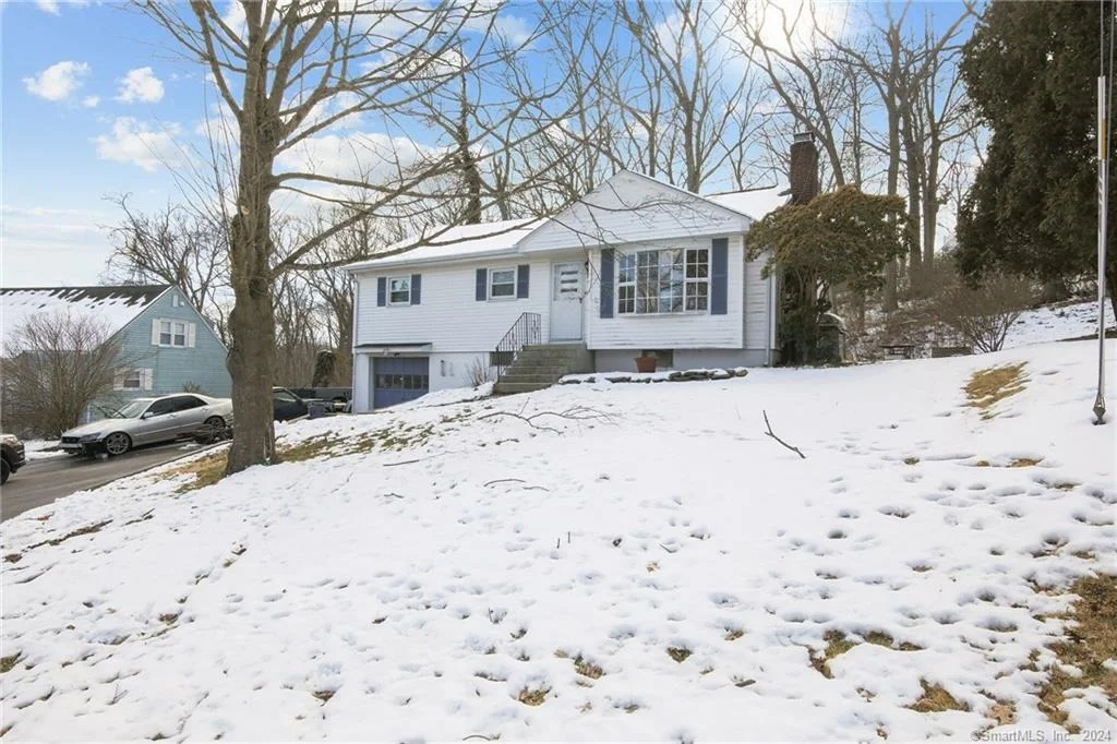 Photo of 49 Valley Road